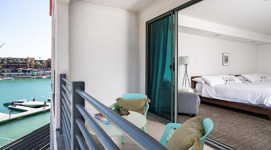 Luxury King Room at Heat Hotel