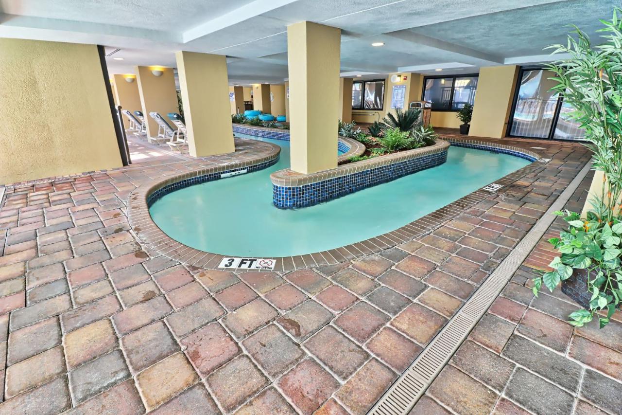 Apartment at Units at Holiday Inn Pavilion by Elliott Beach Rentals