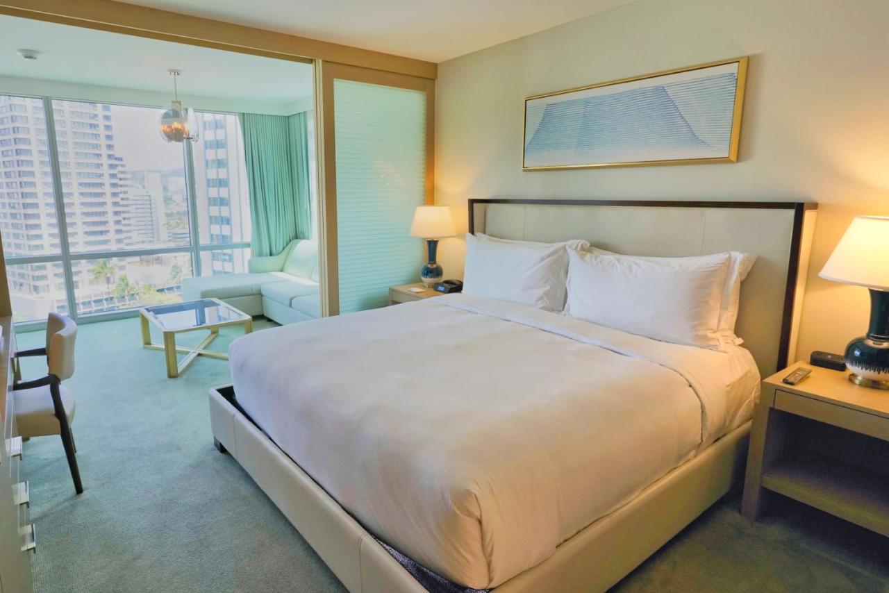 Studio at Real Select at the Ritz Carlton Residences, Waikiki Beach