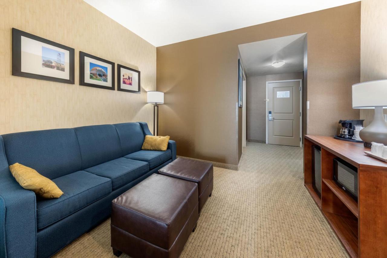Corner Suite, 2 King Beds with Sofa Bed, Non Smoking at Comfort Suites Near City of Industry - Los Angeles