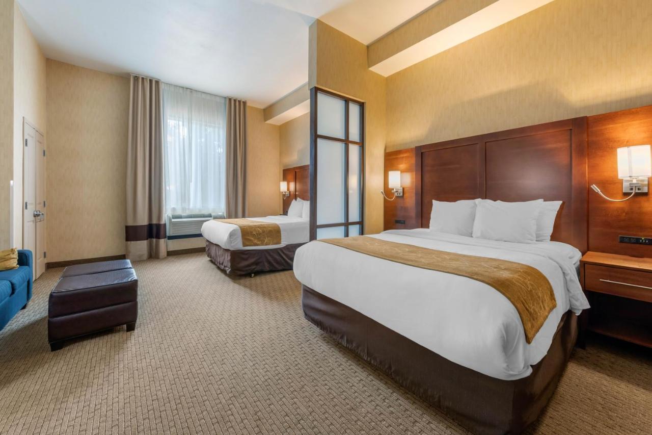 Suite, 2 Queen Beds with Sofa Bed, Accessible Roll-In Shower, Non Smoking at Comfort Suites Near City of Industry - Los Angeles