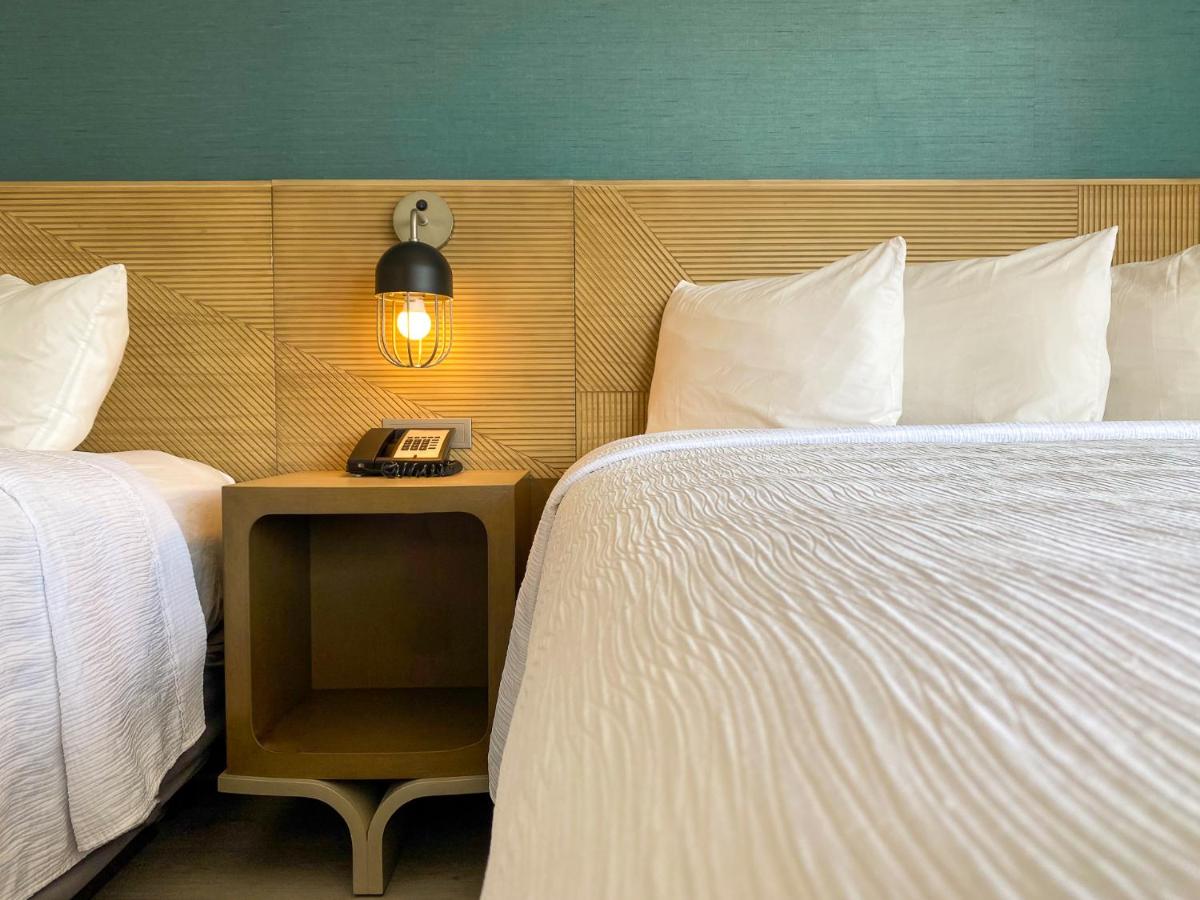 Classic Double Room at Marseilles Beachfront Hotel