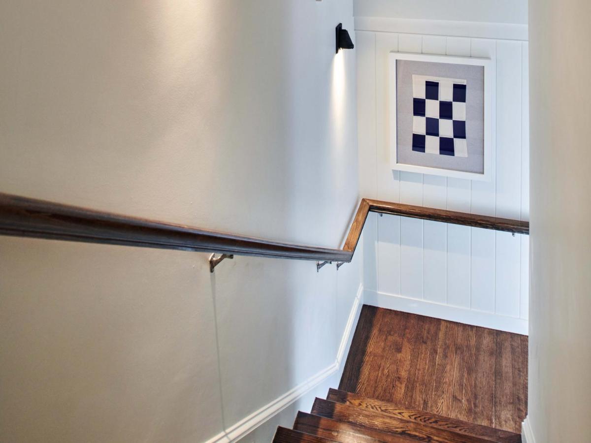 Captain Huxford 3 Bedroom Suite at Harbor View Hotel