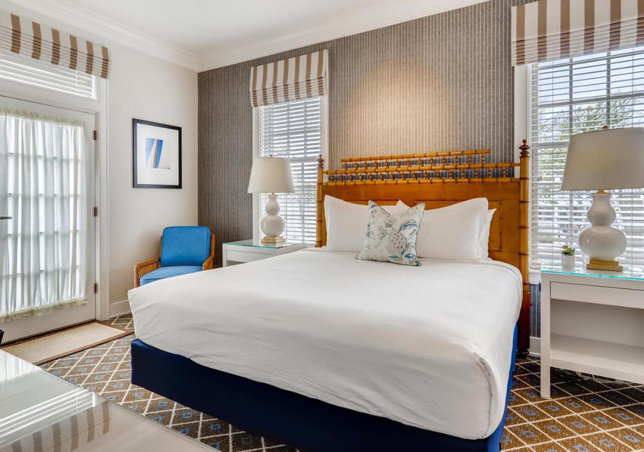 Captain Cottage 3 Bedroom Suite at Harbor View Hotel