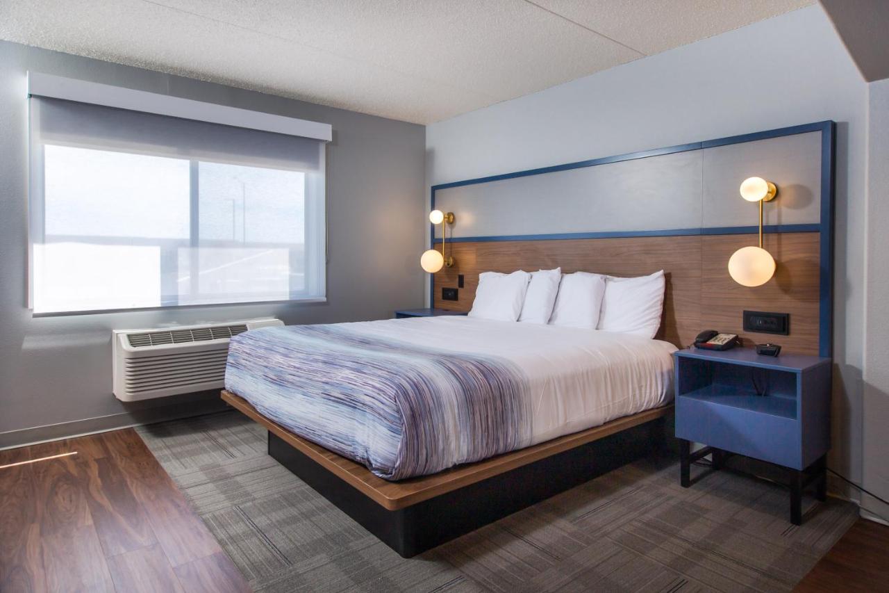 Deluxe King Room - Non-Smoking at AmericInn by Wyndham Rapid City