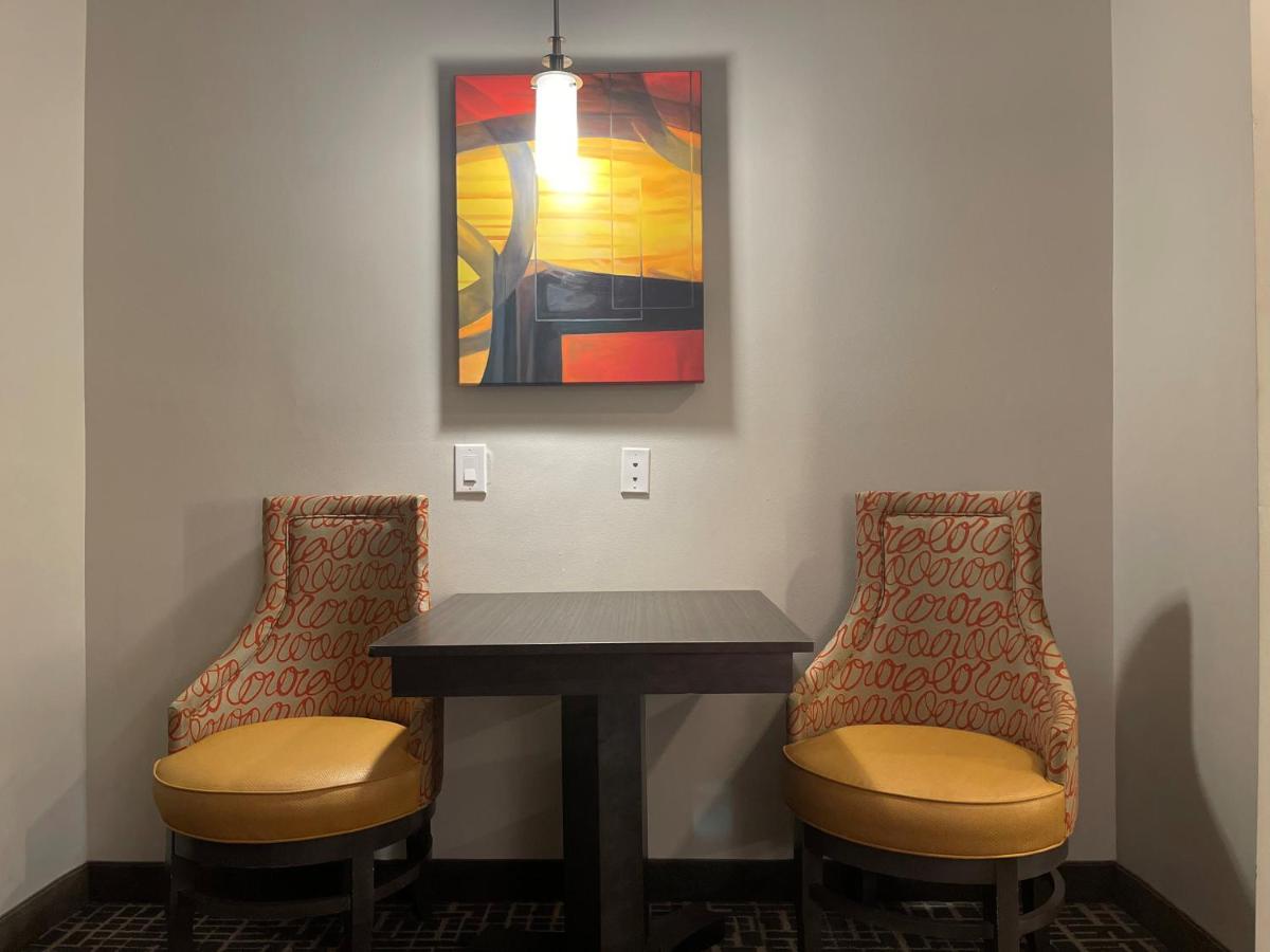 King Suite with Sofa Bed- Non-Smoking  at Holiday Inn Express & Suites Gonzales by IHG