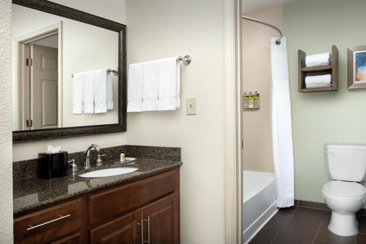 Two-Bedroom Suite at Staybridge Suites Greenville I-85 Woodruff Road by IHG