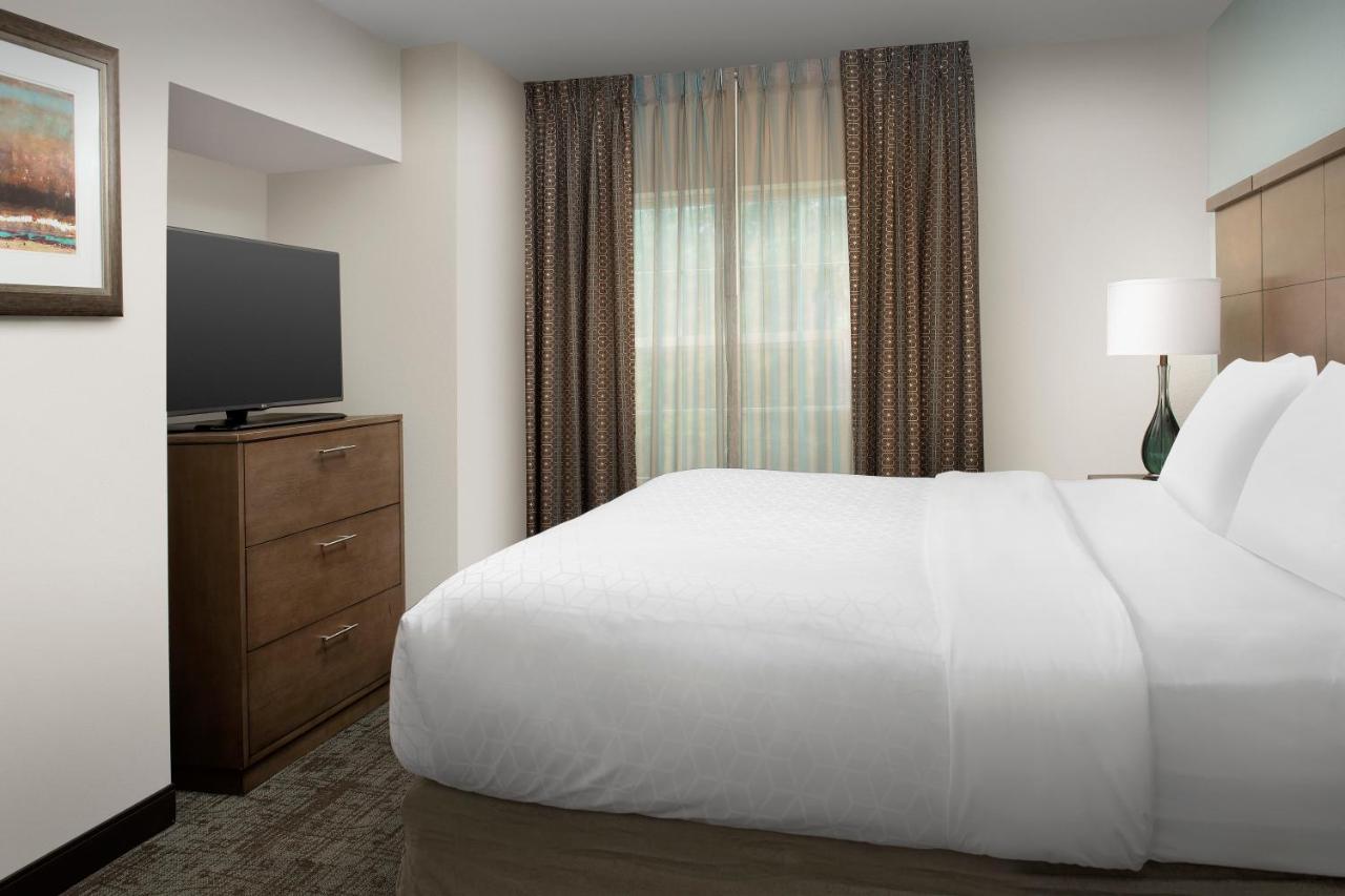 One-Bedroom King Suite at Staybridge Suites Greenville I-85 Woodruff Road by IHG