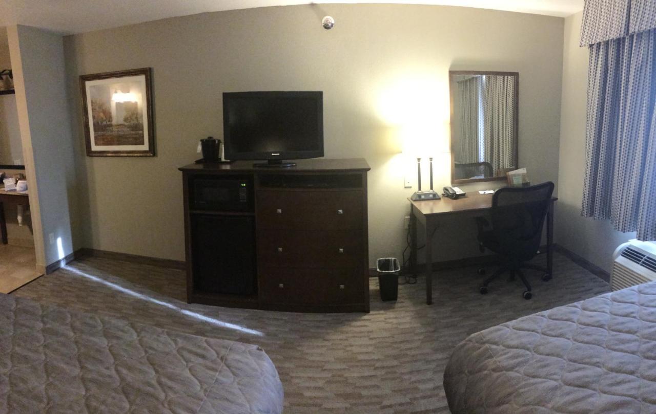 Studio Suite with Two Queen Beds - Non-Smoking at Baymont by Wyndham Minot