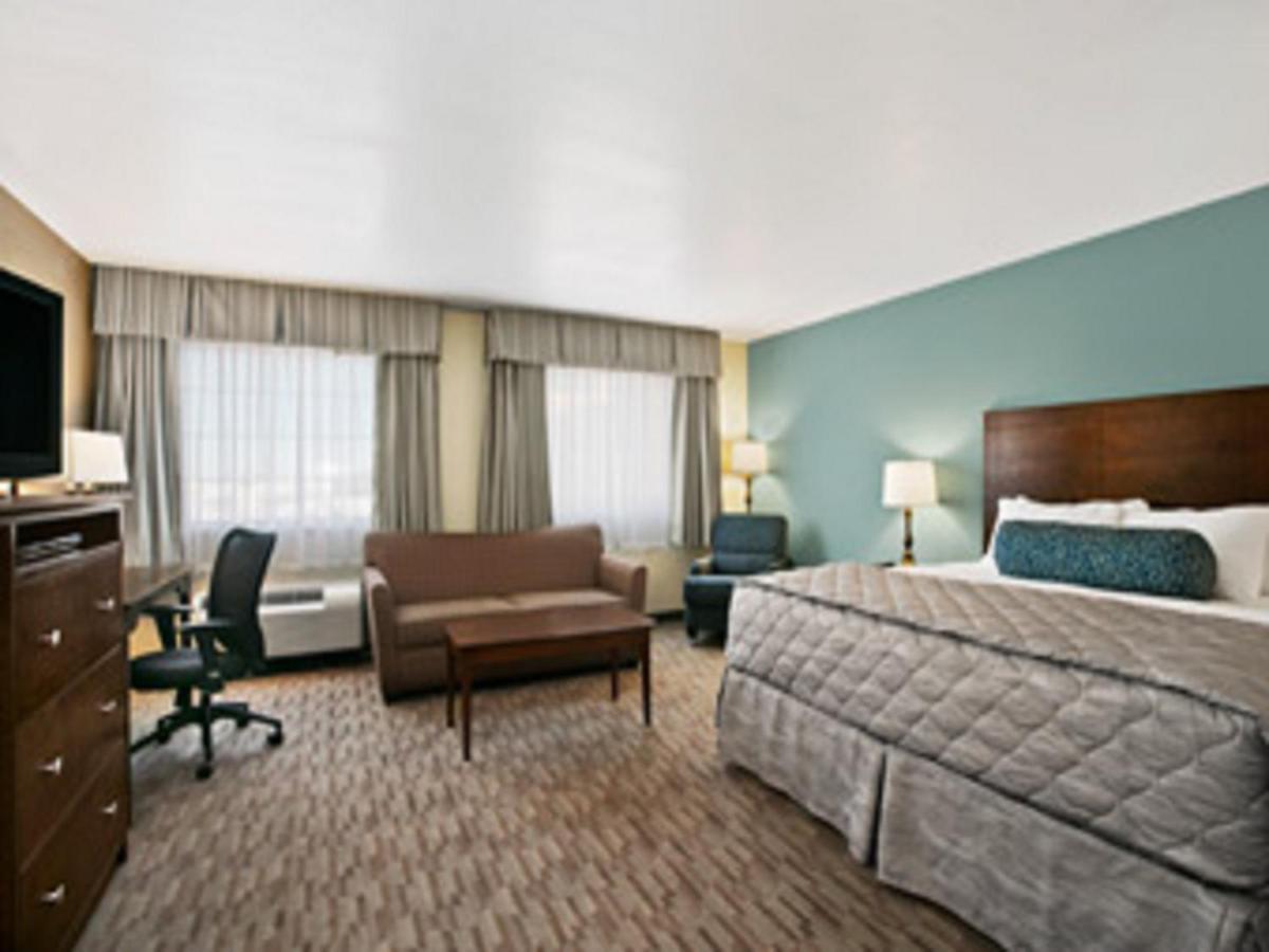 King Studio Suite - Non-Smoking at Baymont by Wyndham Minot