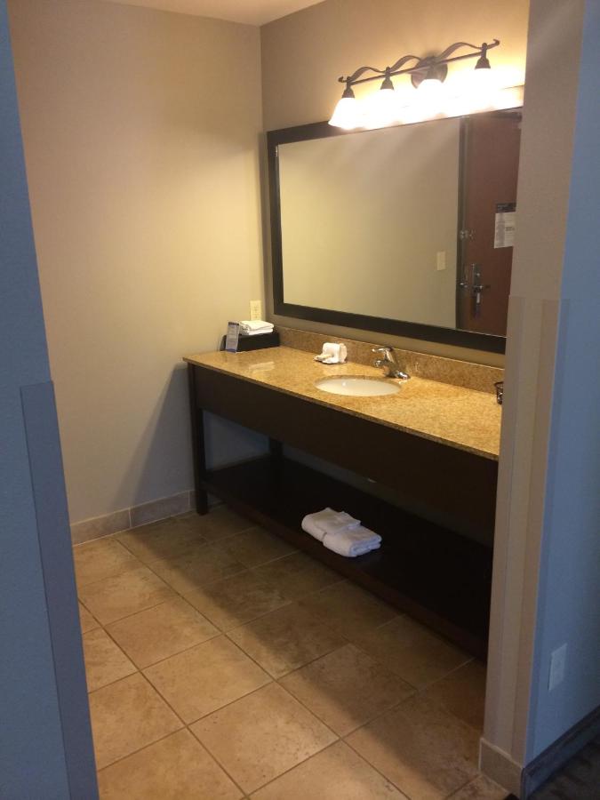 King Studio Suite - Mobility Access/Non-Smoking at Baymont by Wyndham Minot