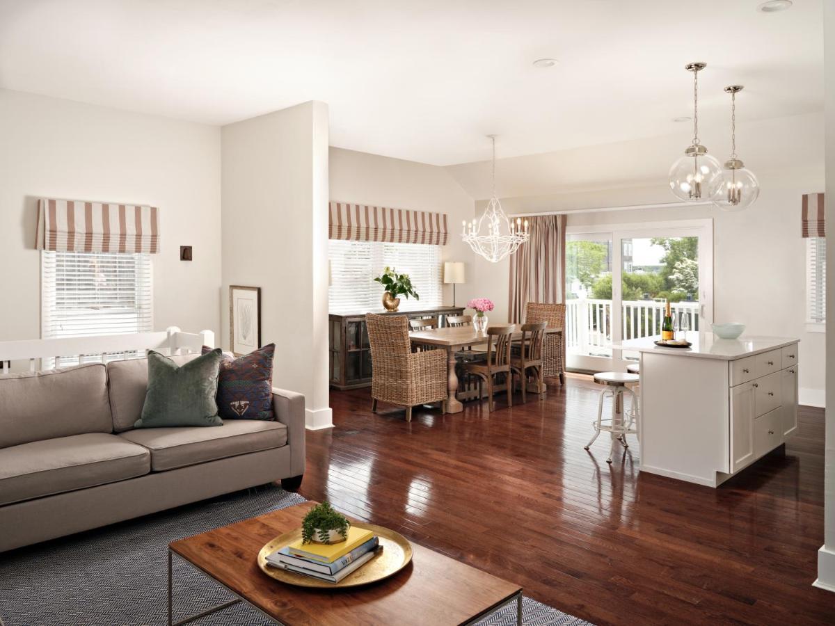 Townhouse 2 Bedroom Suite at Harbor View Hotel