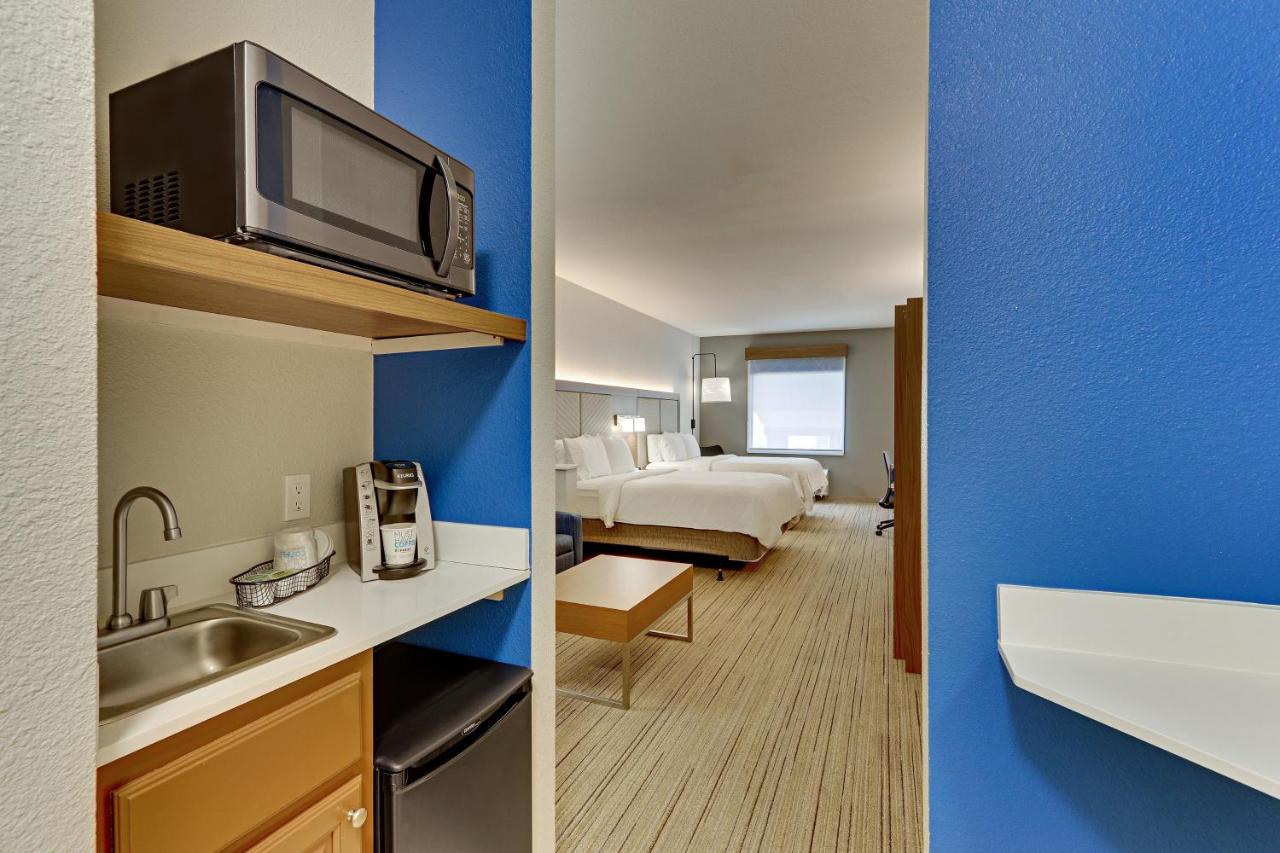 Queen Suite with Sofa Bed - Non-Smoking at Holiday Inn Express & Suites Weatherford by IHG
