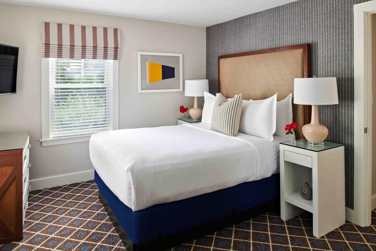 Townhouse 2 Bedroom Suite at Harbor View Hotel