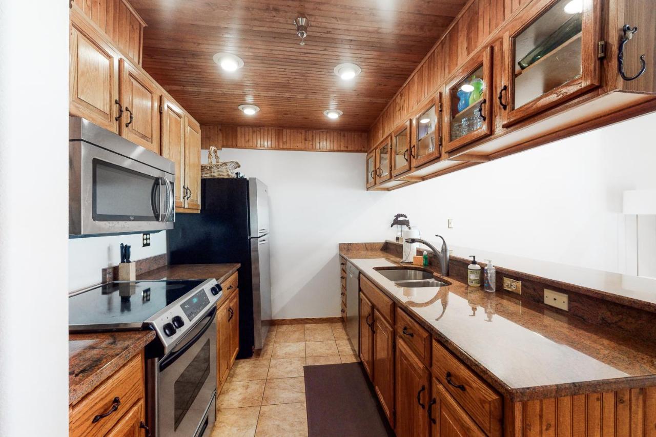 Two-Bedroom Apartment at Townsend Place, A Vail Resorts Property