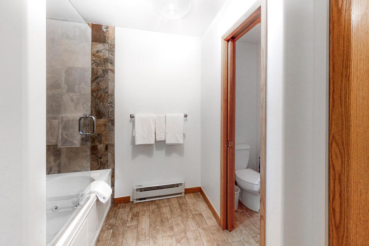 Two-Bedroom Apartment at Townsend Place, A Vail Resorts Property