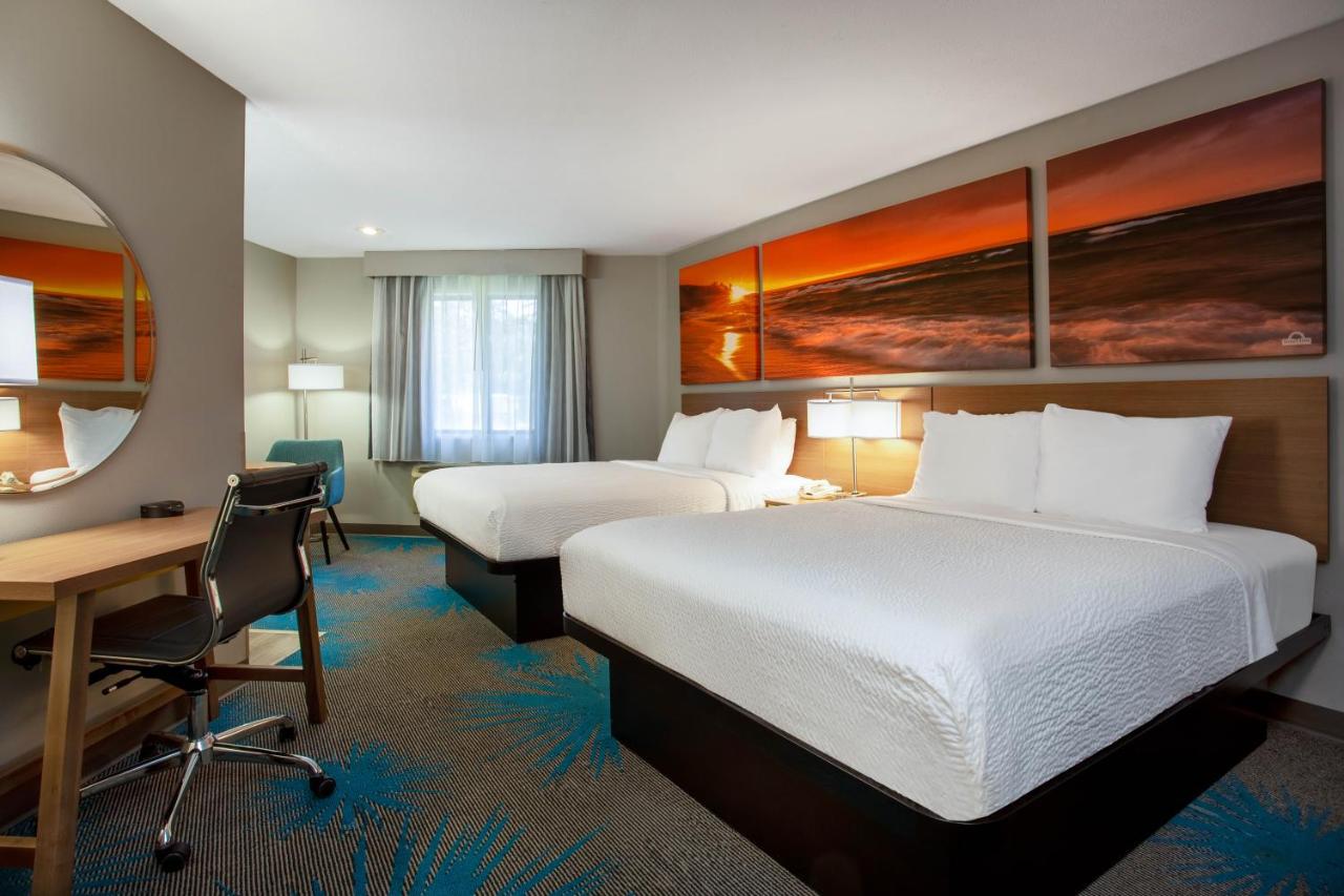 Studio Suite with Two Queen Beds - Non-Smoking at Days Inn by Wyndham Marquette