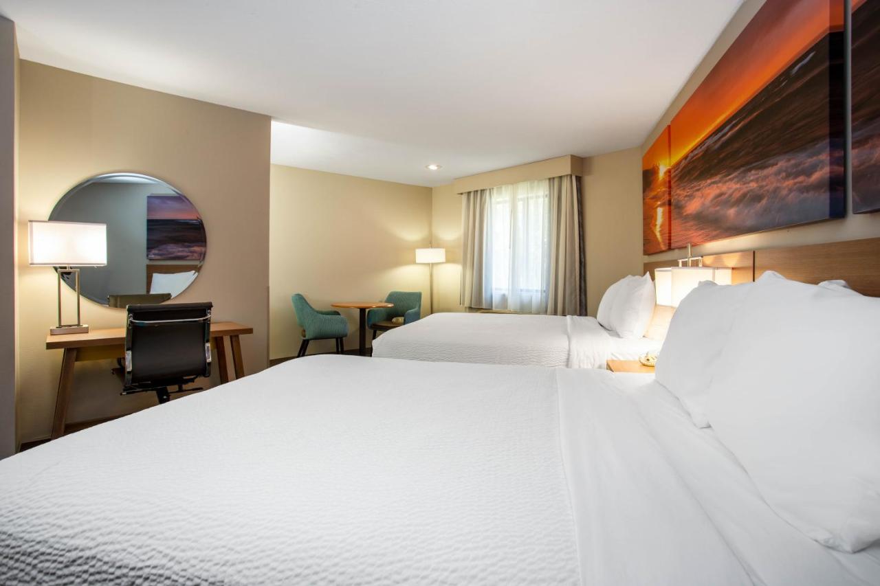 Studio Suite with Two Queen Beds - Non-Smoking at Days Inn by Wyndham Marquette