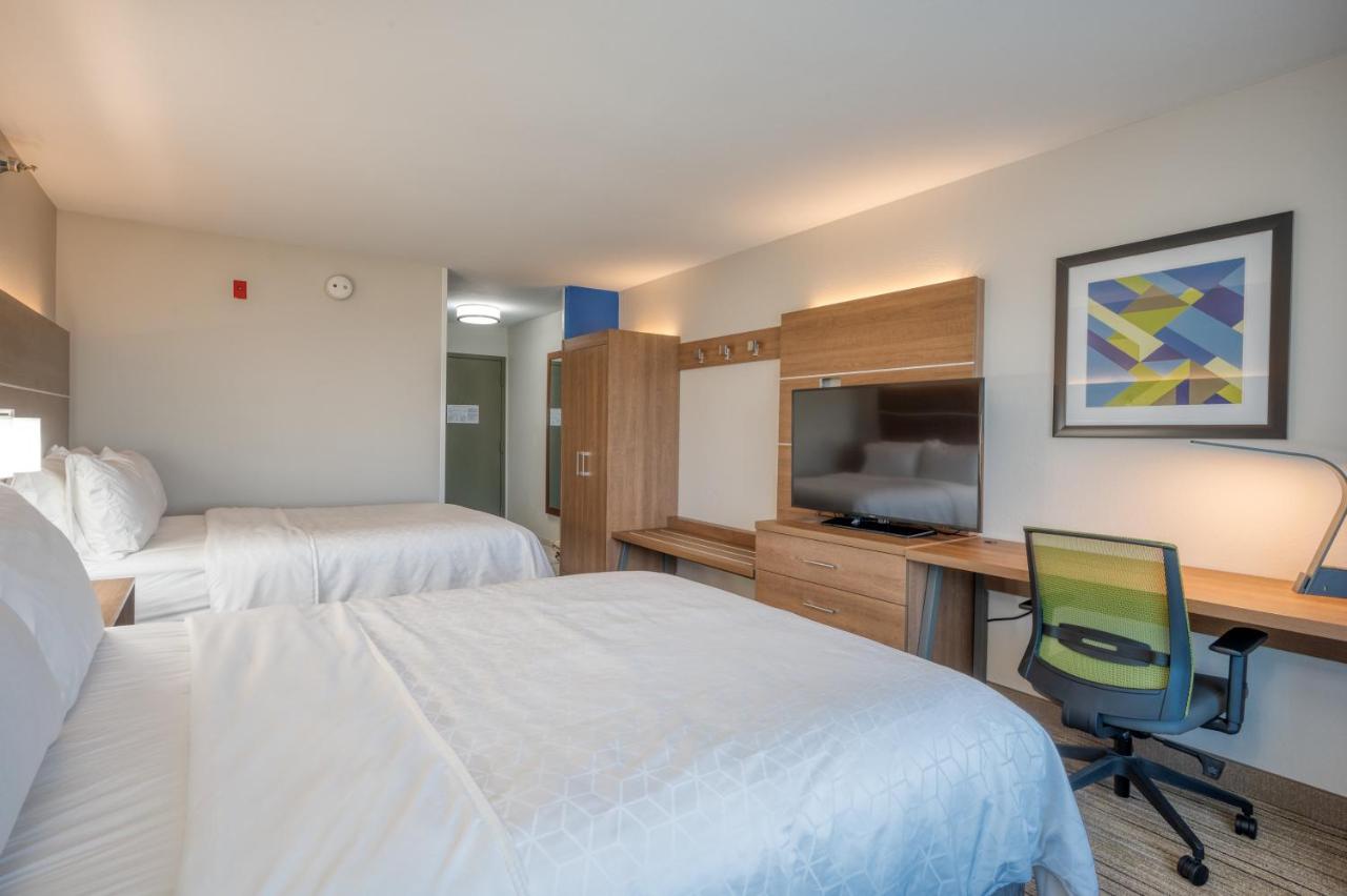 Queen Room with Two Queen Beds - Non-Smoking at Holiday Inn Express Hotel & Suites Greenville by IHG