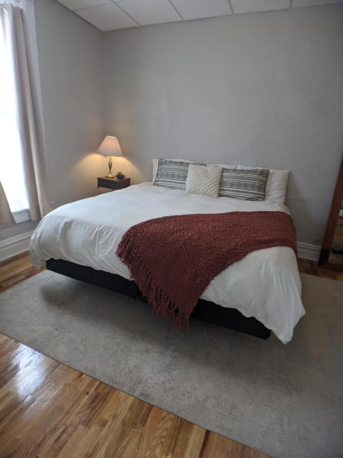 | Hotel Crittenden