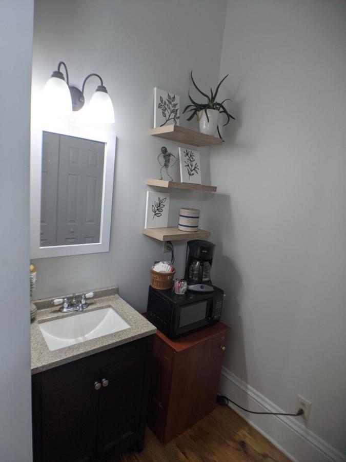 | Hotel Crittenden