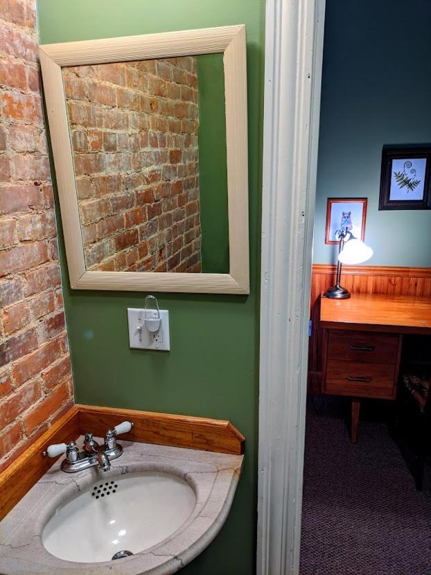 Deluxe King Suite at Hotel Crittenden
