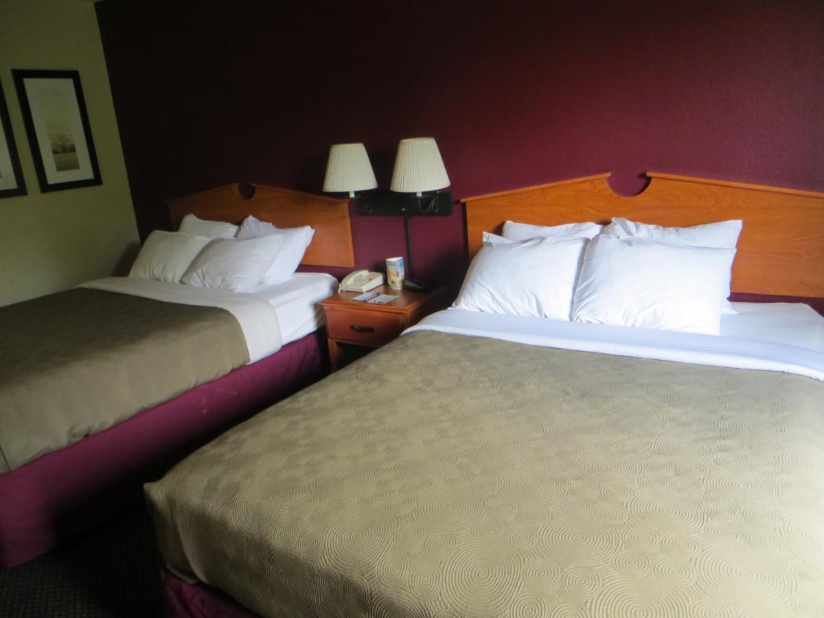 Queen Room with Two Queen Beds at Cobblestone Hotel & Suites - Baldwin