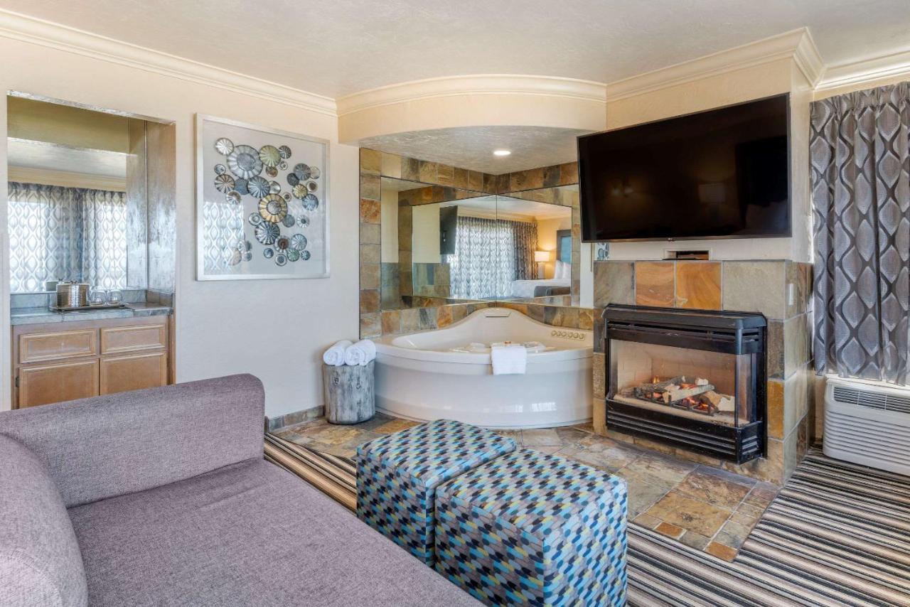  | Best Western Plus Lincoln Sands Oceanfront Suites