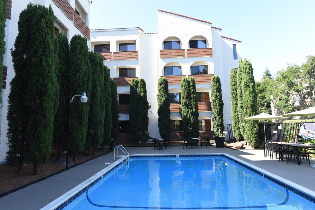 Hotel Avante
