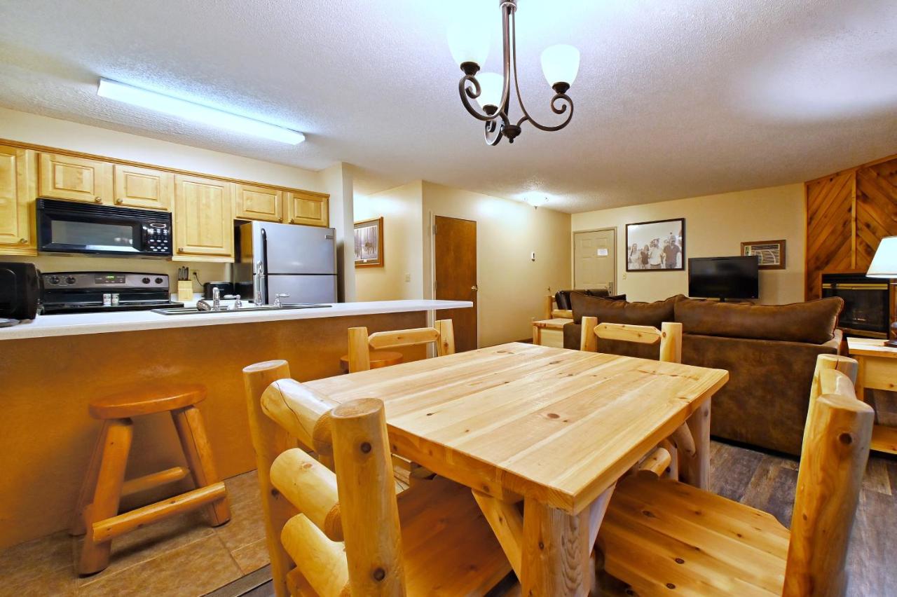 Two-Bedroom Mountain Haus Suite - Non-Smoking at Pine Mountain Ski & Golf Resort