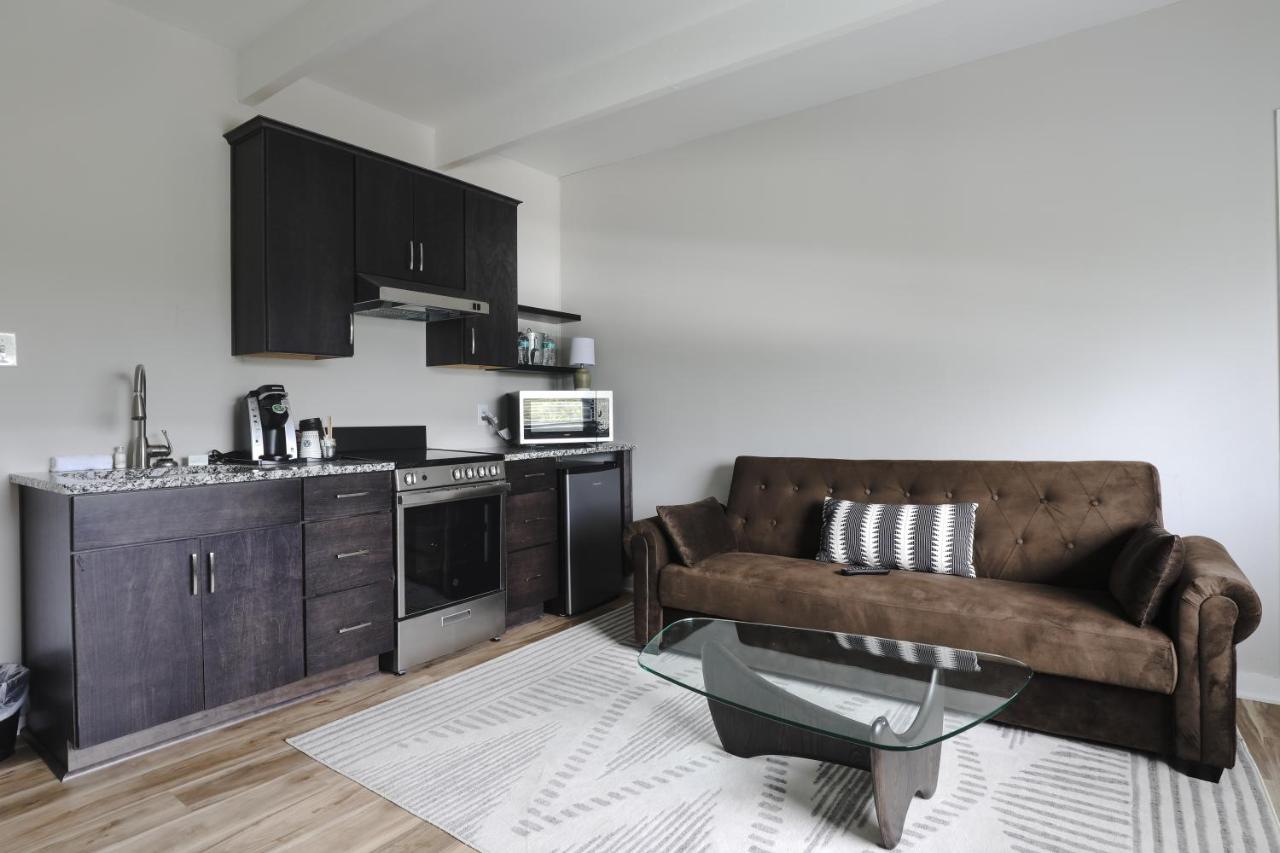 One-Bedroom Apartment at Allenberry Resort
