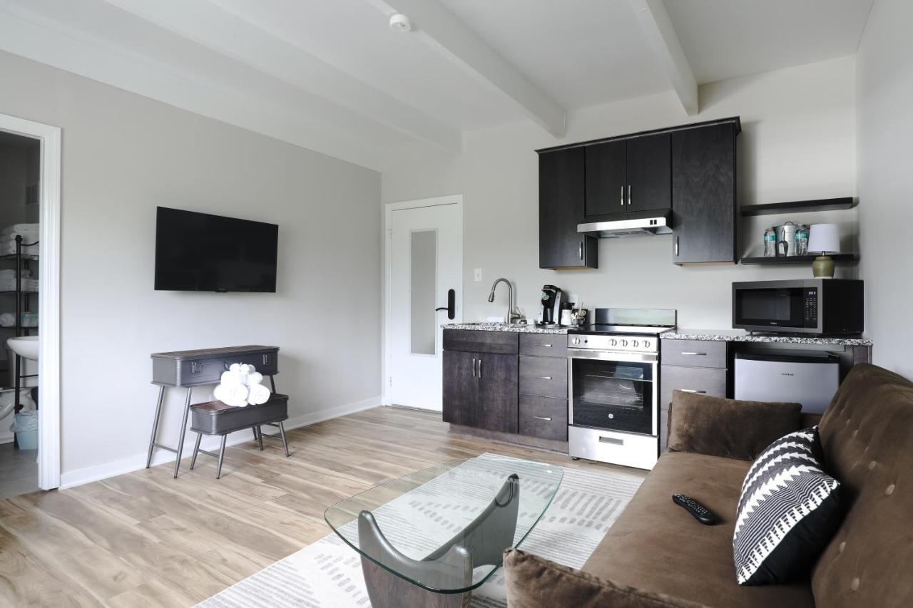 One-Bedroom Apartment at Allenberry Resort