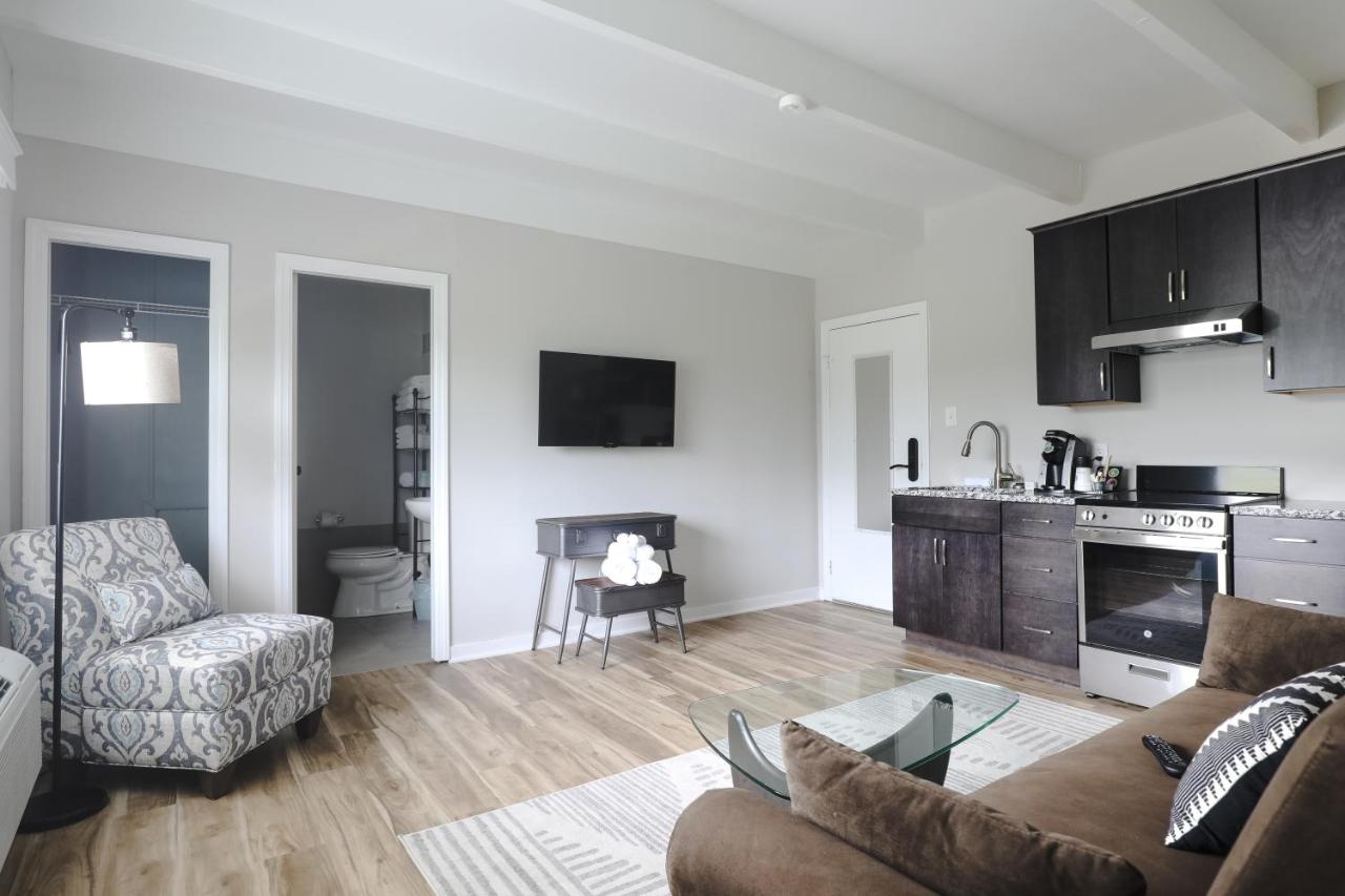 One-Bedroom Apartment at Allenberry Resort