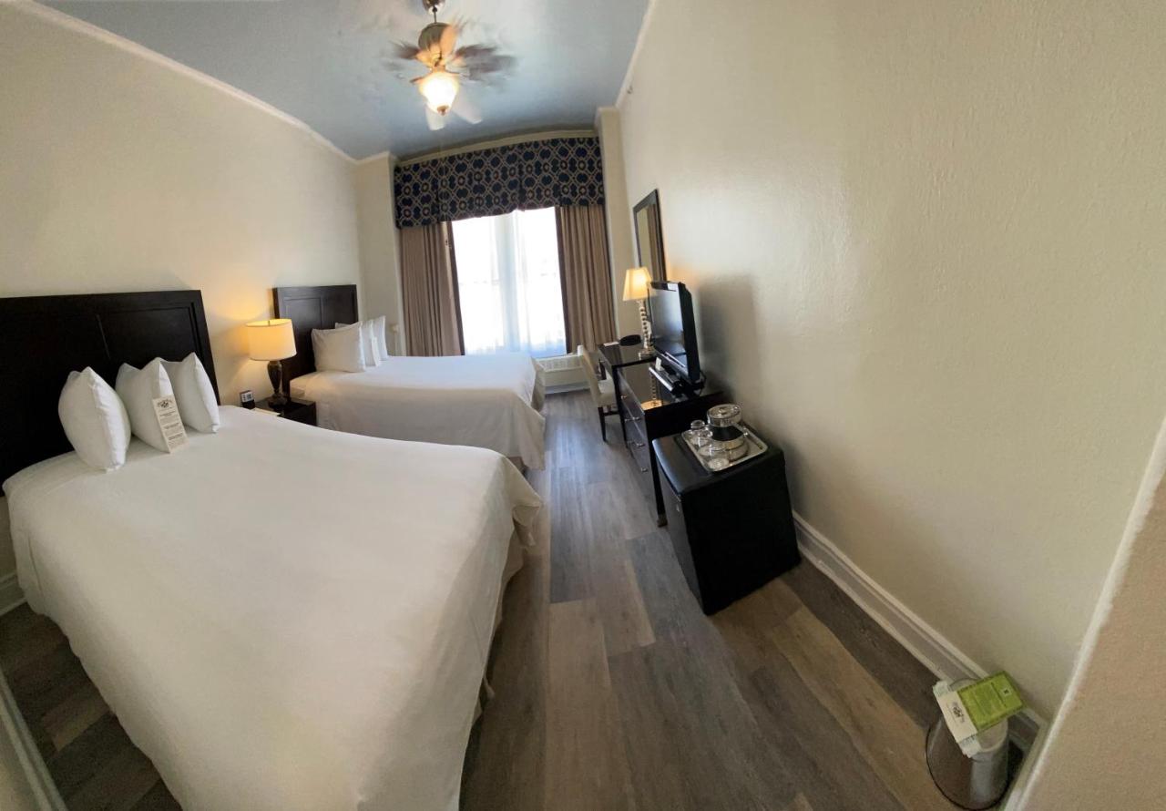 Double Room at Chancellor Hotel on Union Square