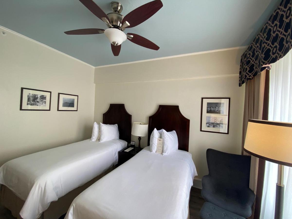 Deluxe Two Twin Room - Hearing Access at Chancellor Hotel on Union Square