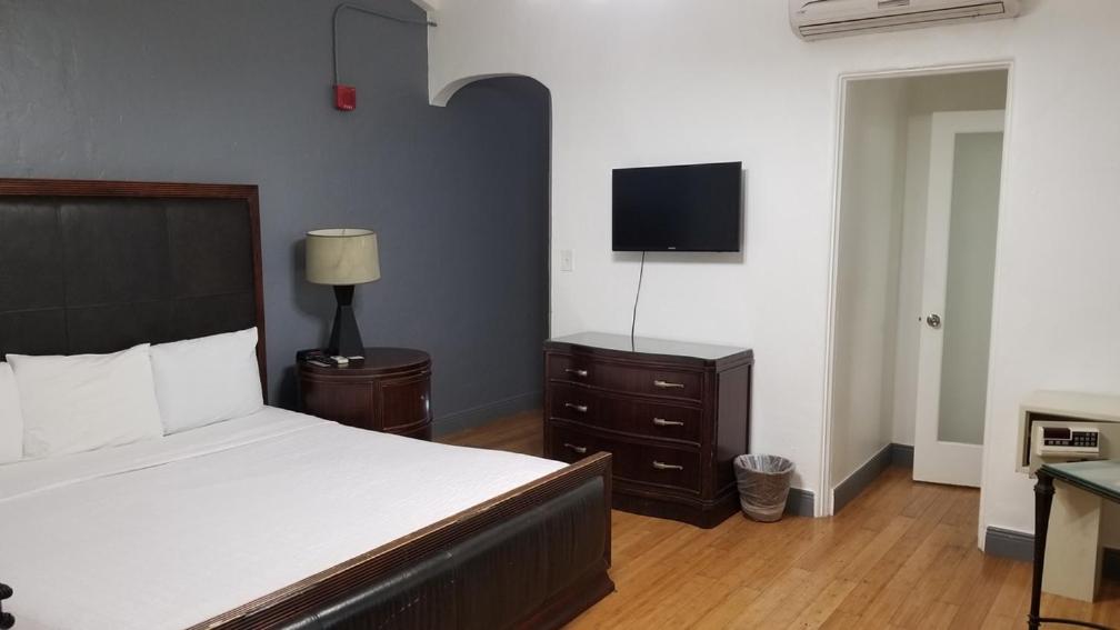 | South Beach Plaza Villas