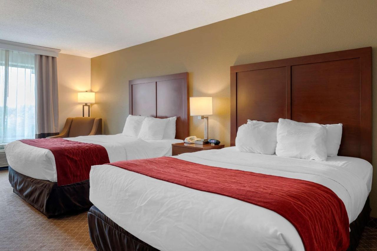 Queen Room with Two Queen Beds - Non-Smoking at Comfort Inn Pickerington - Columbus East