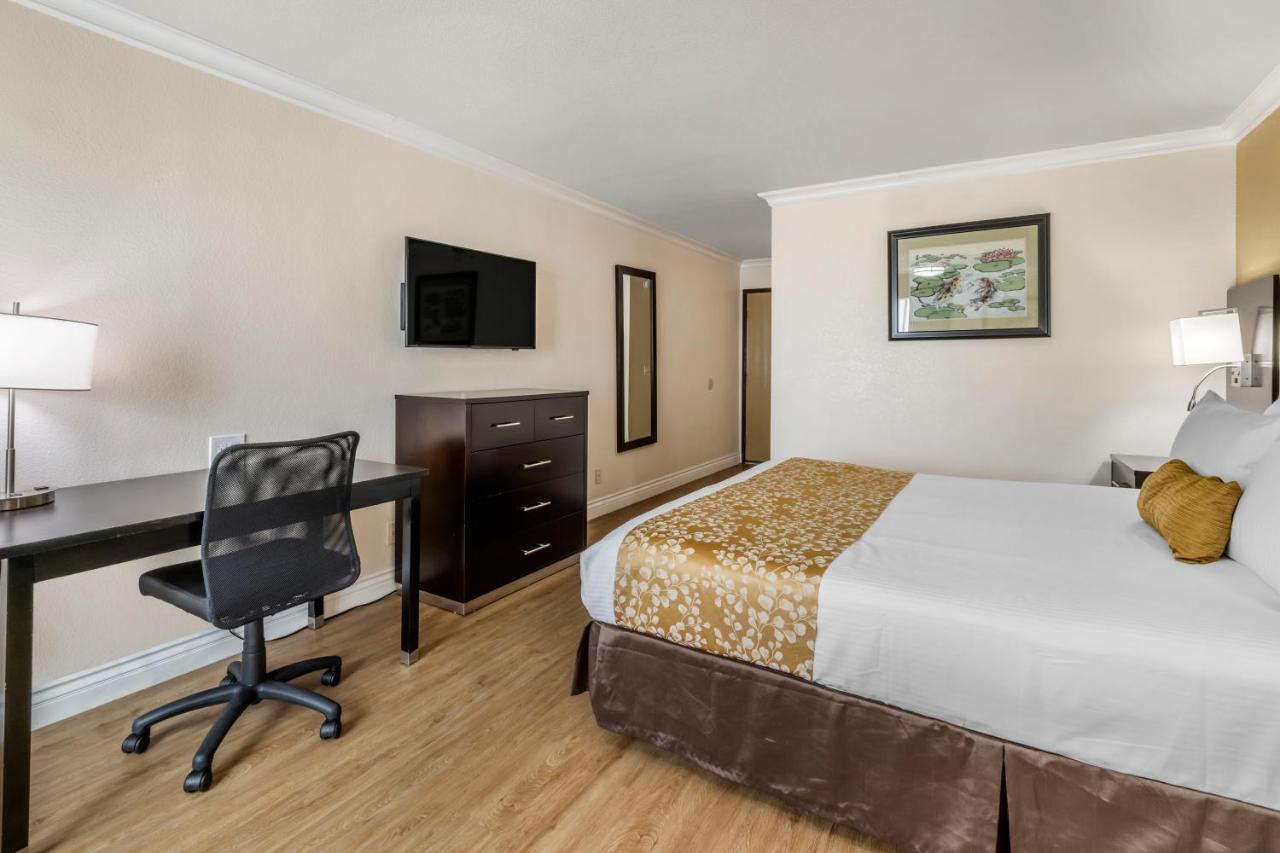 King Room at Best Western Plus South Bay Hotel