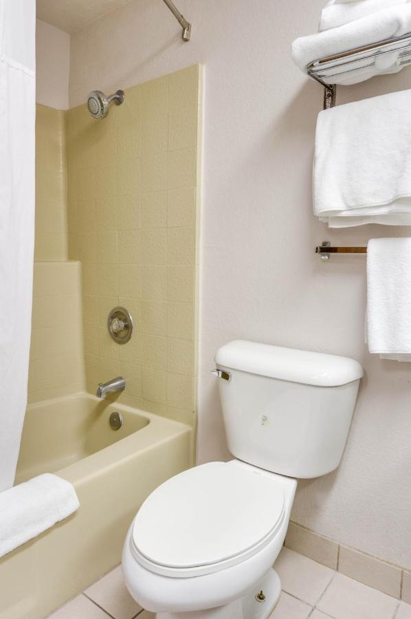 King Room - Mobility Access/Smoking at Days Inn & Suites by Wyndham Fullerton