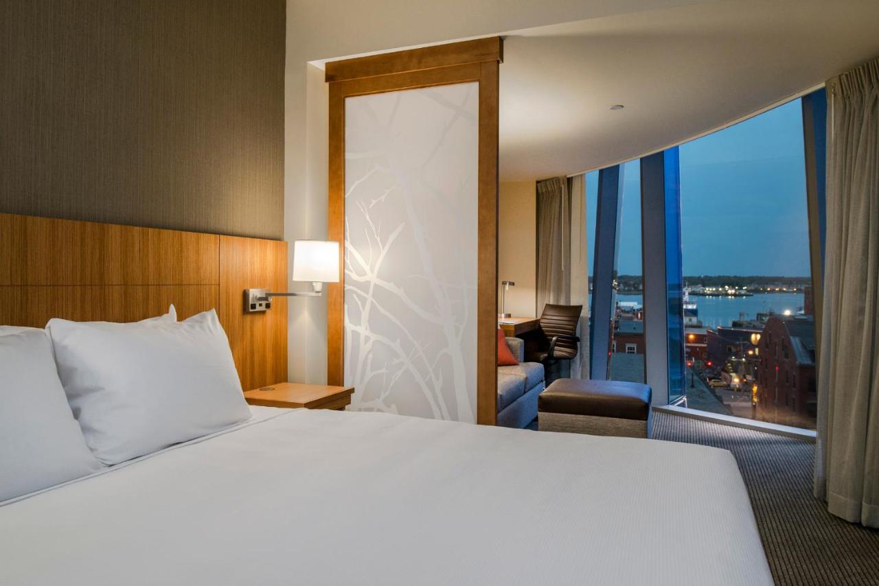 King Room with City View at Hyatt Place Portland Downtown - Old Port Square