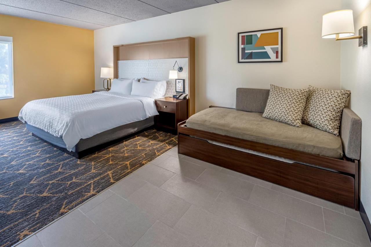 King Room - Hearing Accessible - Non-Smoking at Holiday Inn & Suites Wausau-Rothschild by IHG