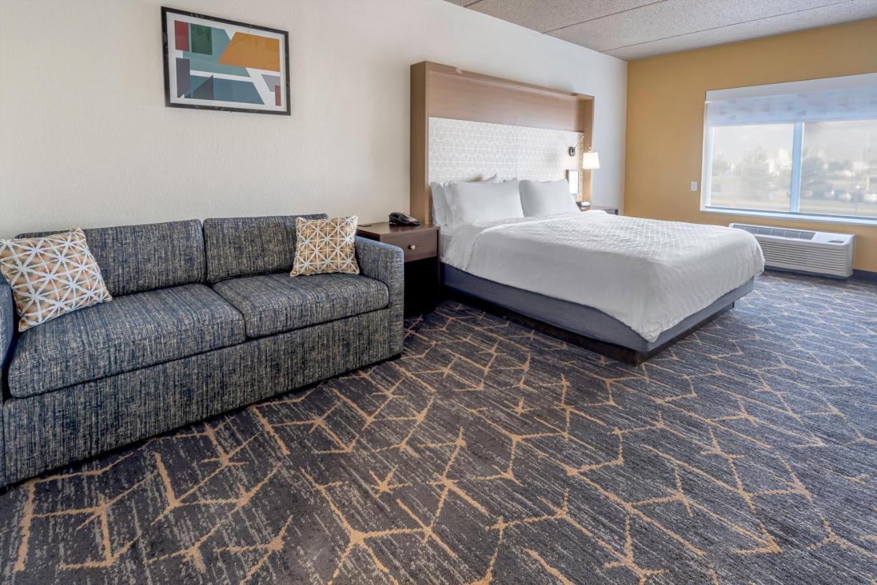King Room - Hearing Accessible - Non-Smoking at Holiday Inn & Suites Wausau-Rothschild by IHG