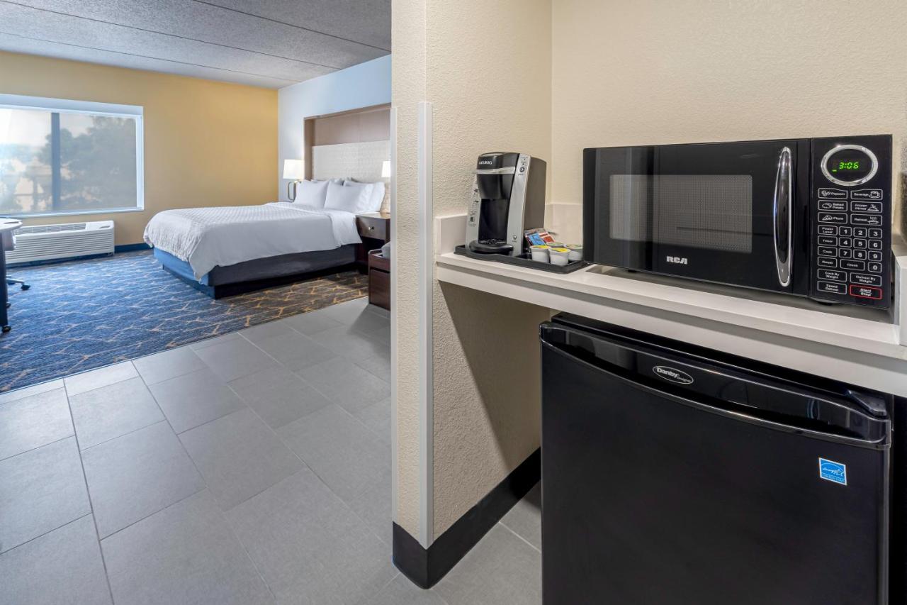 King Suite - Non-Smoking at Holiday Inn & Suites Wausau-Rothschild by IHG