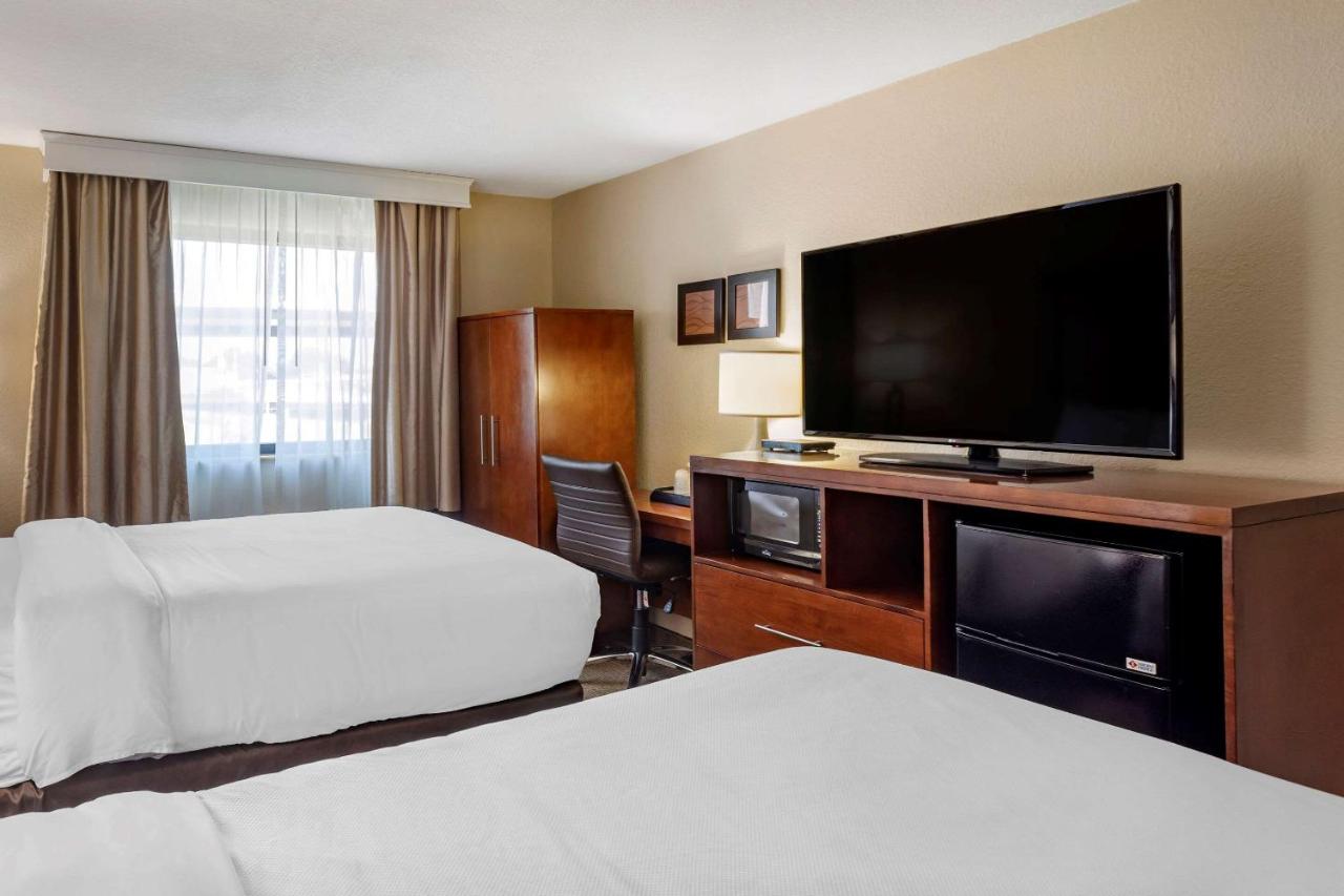 Double Room with Two Double Beds at Comfort Inn Nashville West