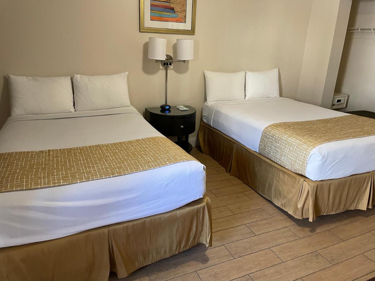 Standard Double Hotel Room with Two Double Beds - Free Parking at Beach Place Hotel