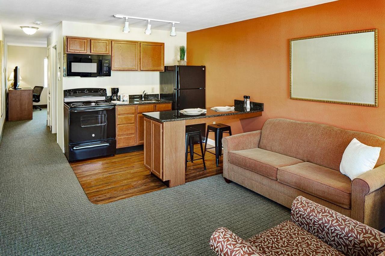  | Affordable Suites Mooresville LakeNorman