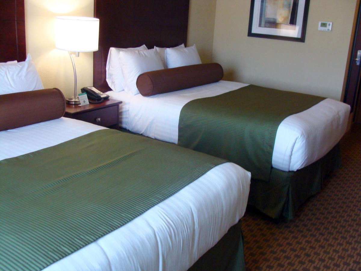 Deluxe Double Room at Cobblestone Hotel & Suites - Waynesboro