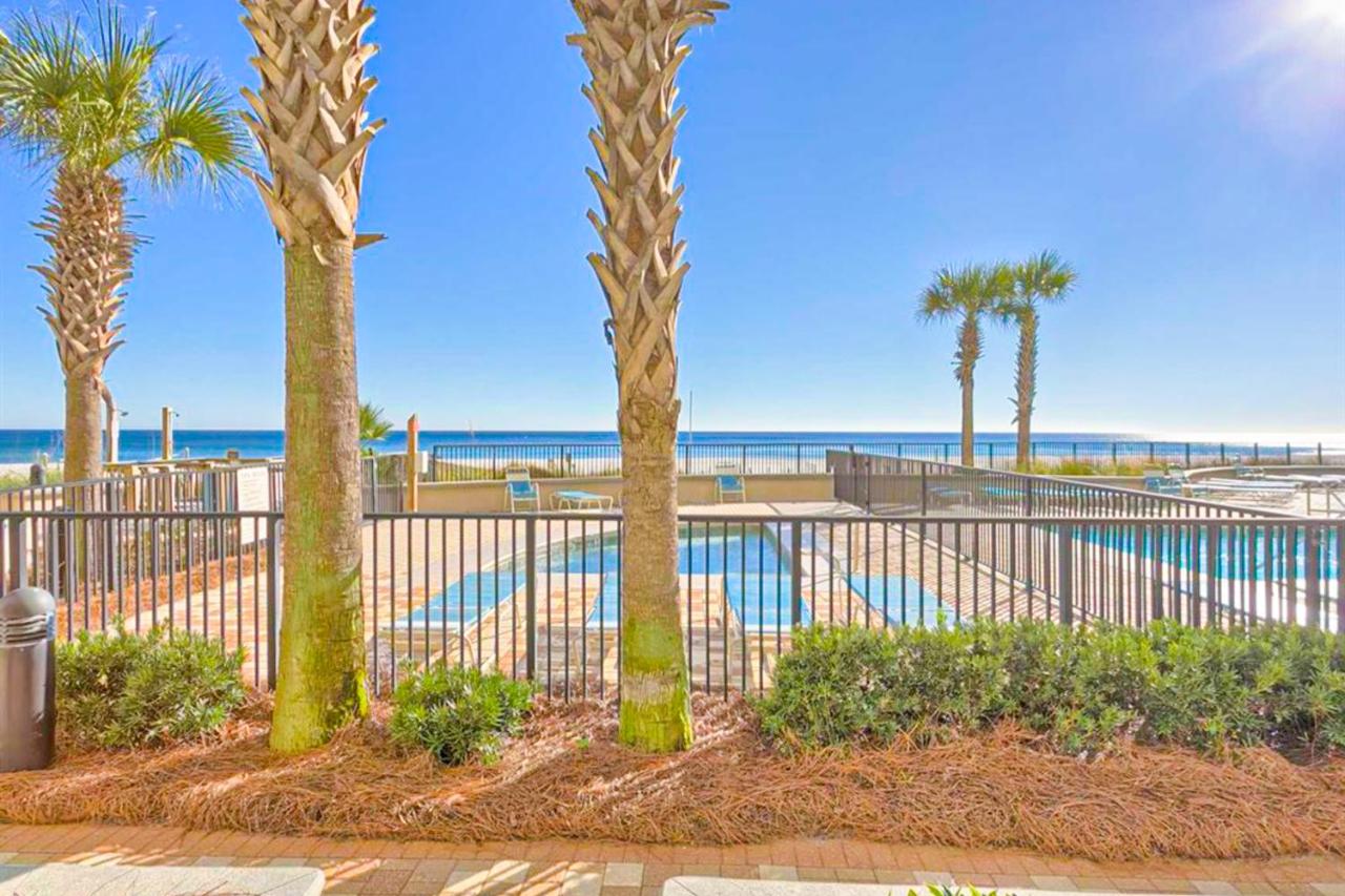 Three Bedroom Apartment at Bluewater