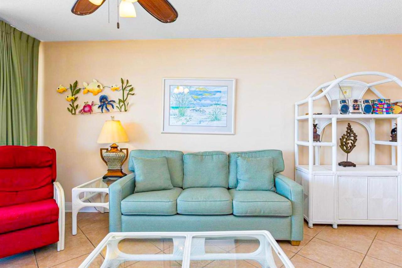 Three Bedroom Apartment at Bluewater