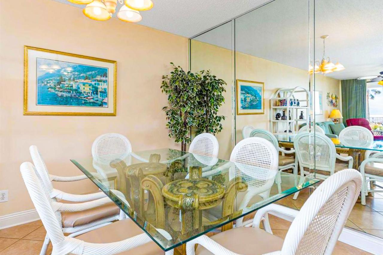 Three Bedroom Apartment at Bluewater